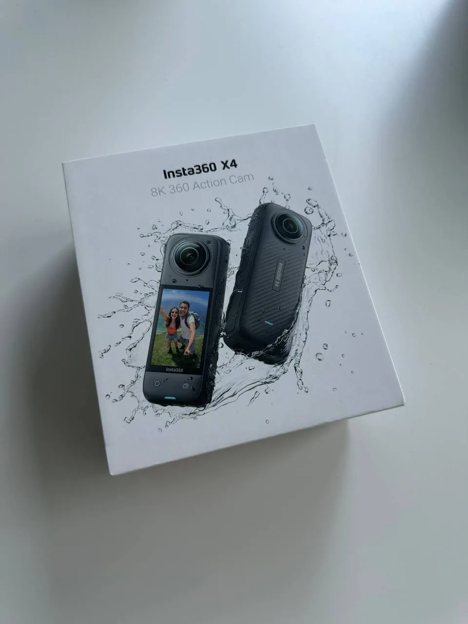 Камера Insta360 x4 с чехлом и штативом