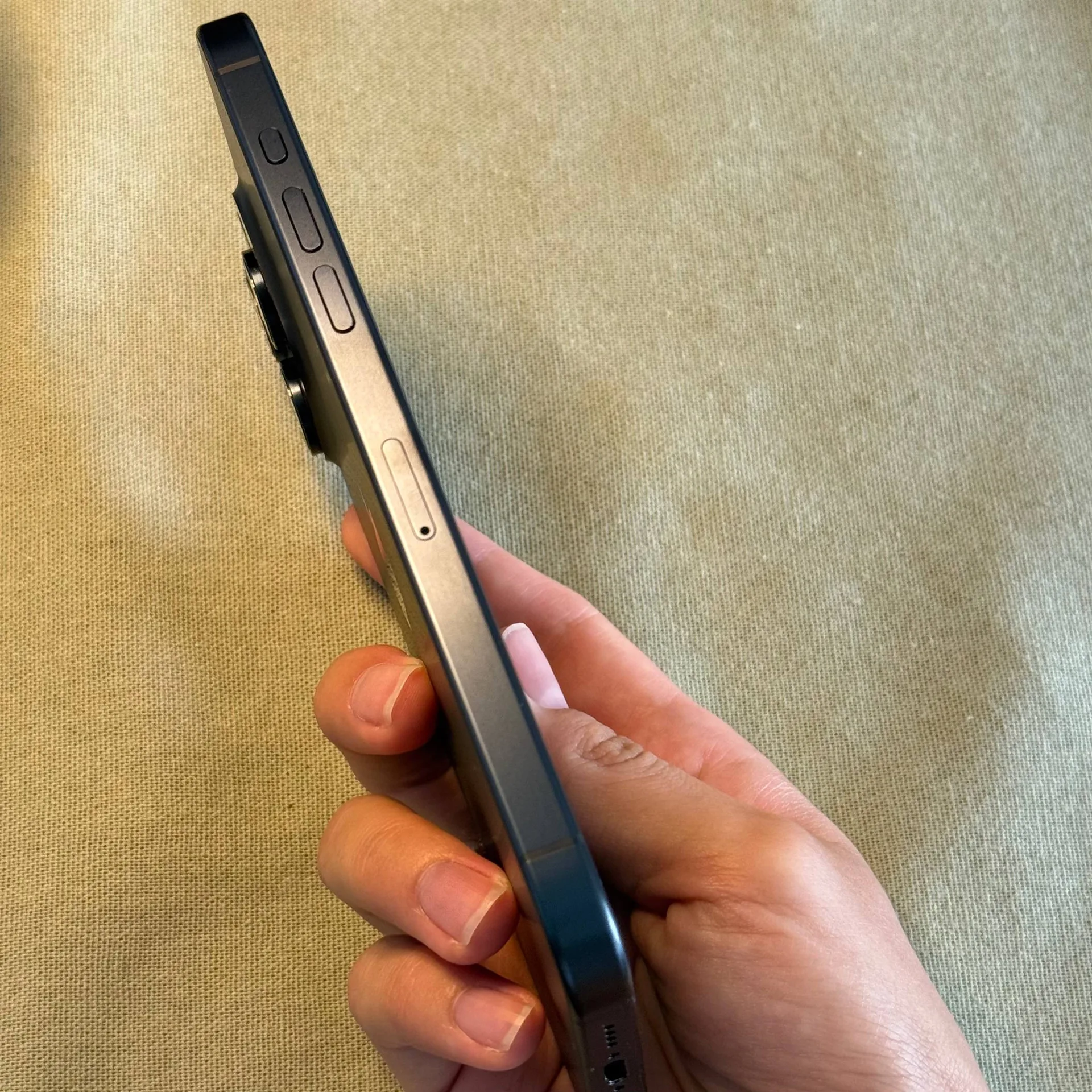 iPhone 15 Pro Max, 256 ГБ, фото 2
