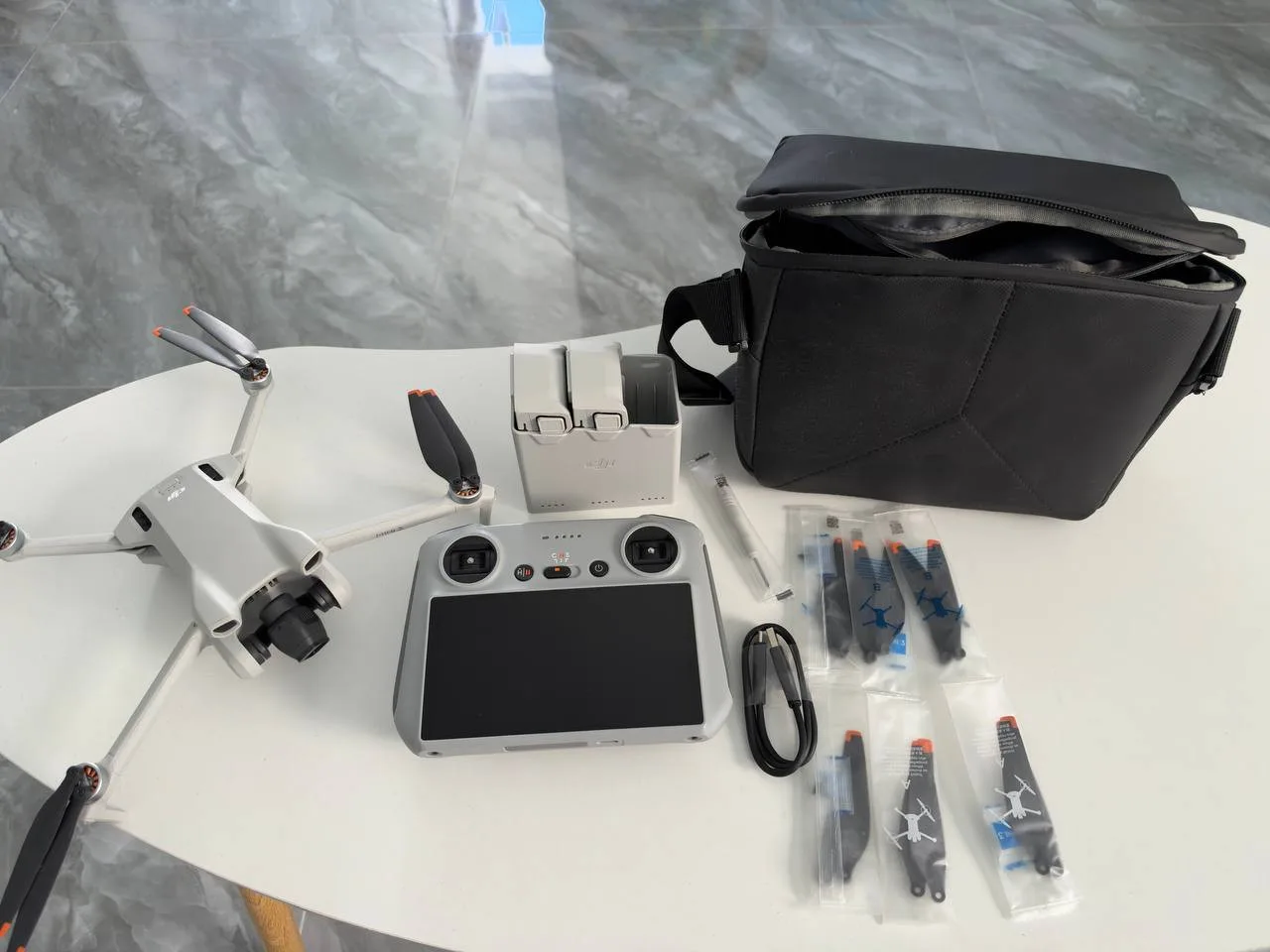 Дрон DJI Drone Combo 3 Series