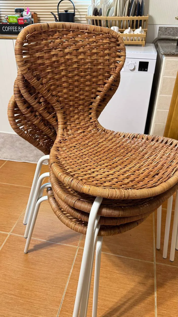 Комплект стульев из ротанга IKEA