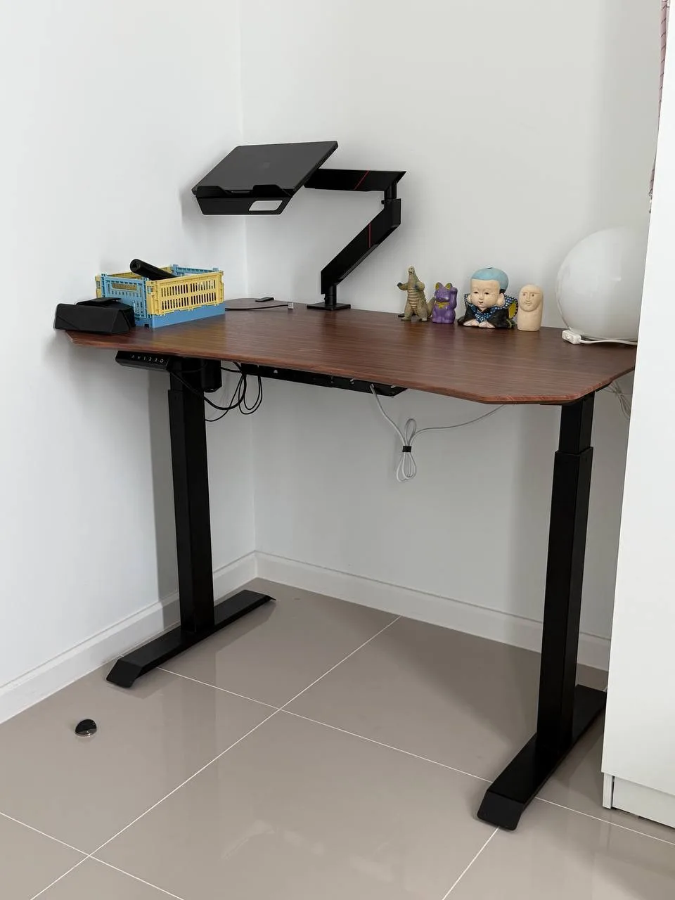 Умный стол TTRacing Titus Smart Desk S, 1,2 м