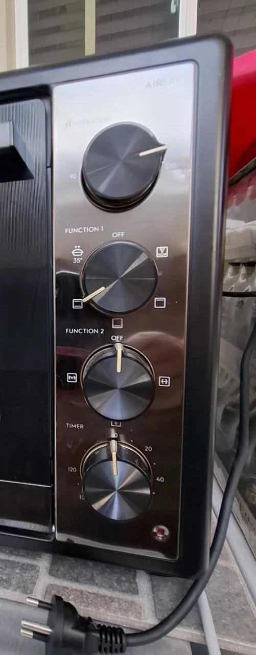 Электродуховка Electrolux 70 L, фото 2