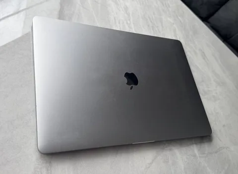 MacBook Pro 2019, Intel Core i9, фото 2