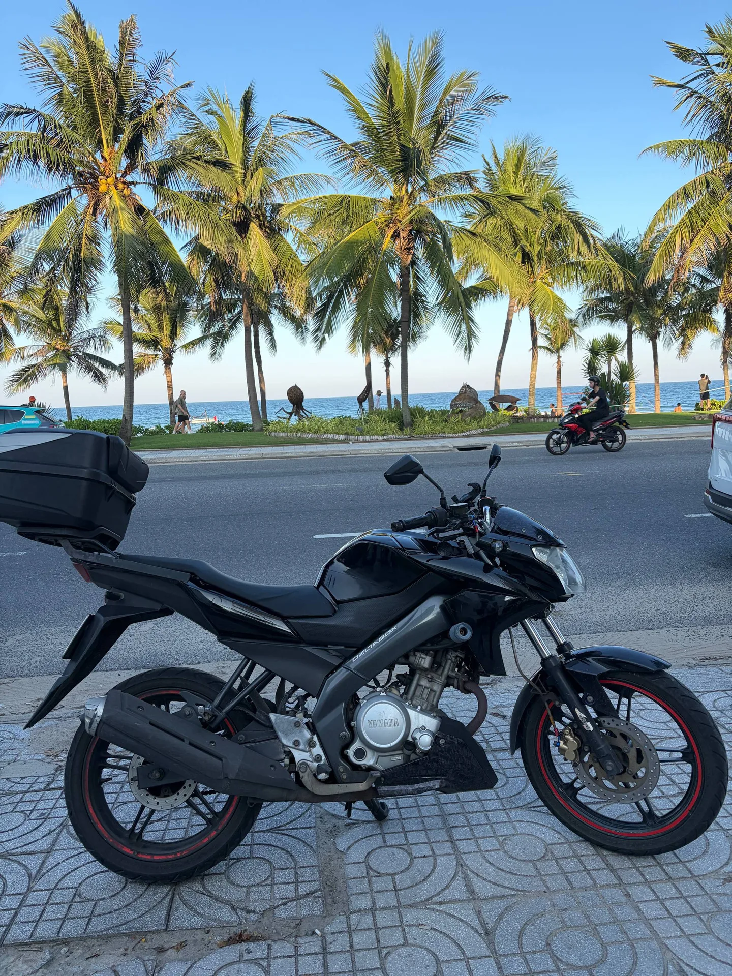 Yamaha FZ150i, 2015