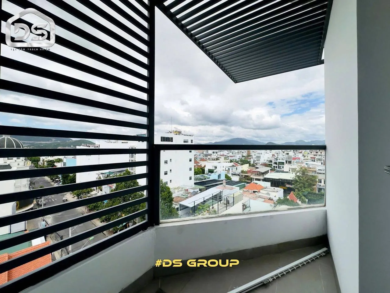 Квартира 40 м² с балконом на Vân Đồn, VĐ-07401