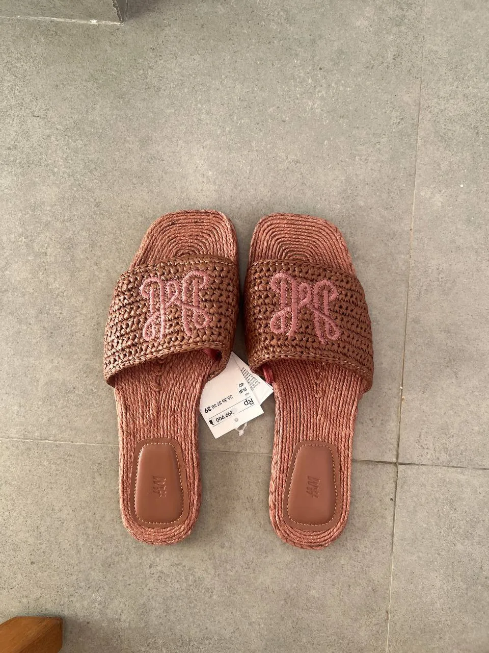 Шлепки H&M новые, 39 размер