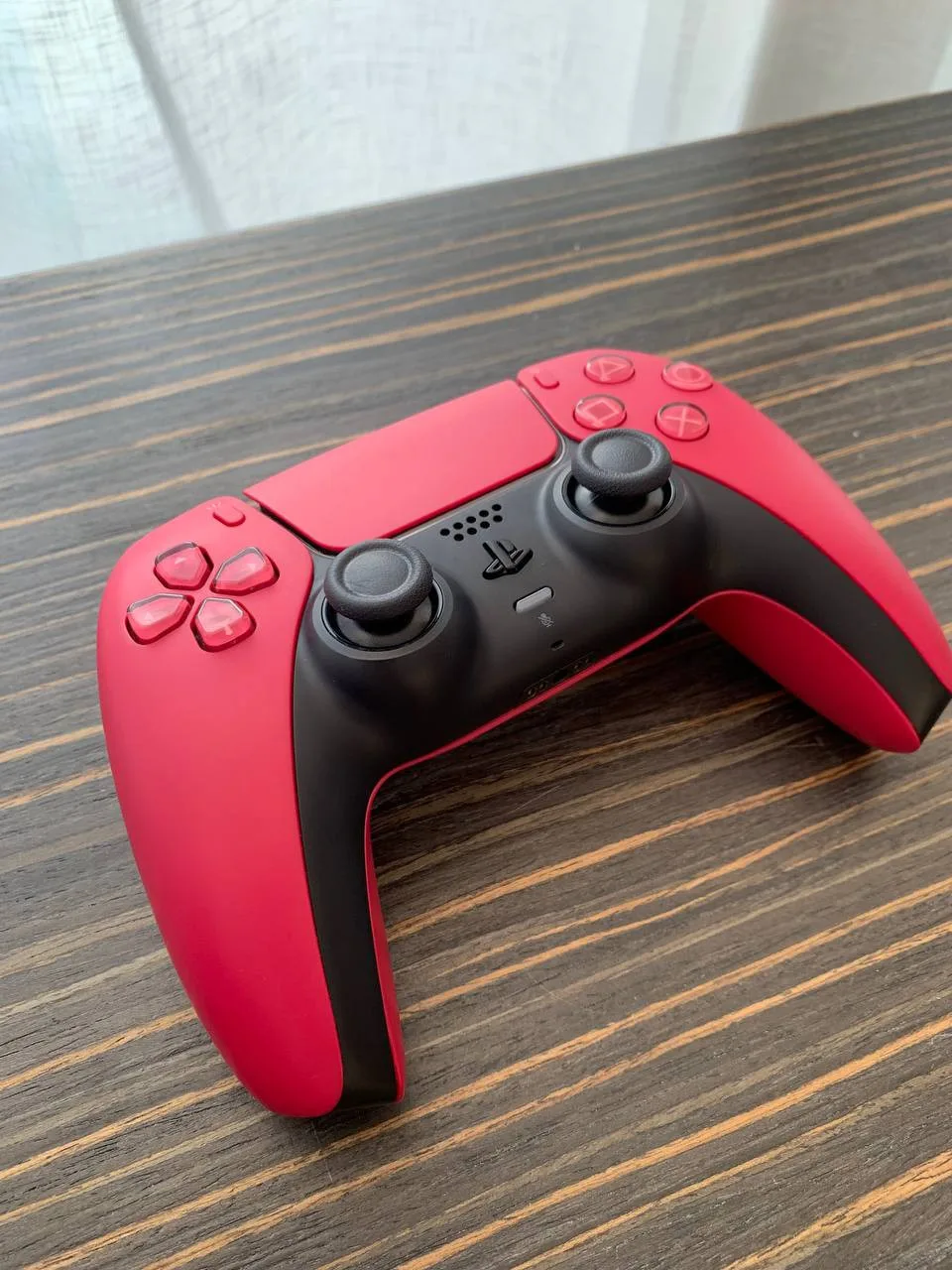 Геймпад DualSense для PS5, Cosmic Red
