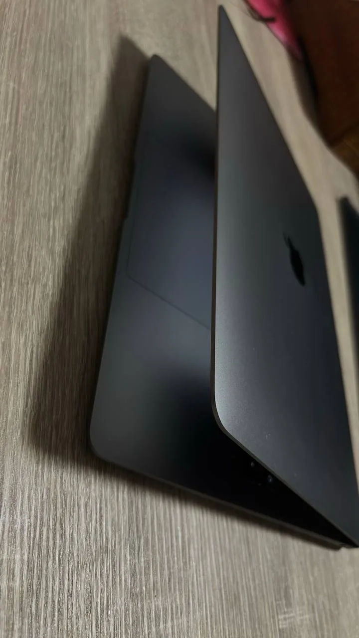 MacBook Air 13 2018 i5, фото 3