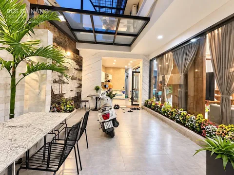 Вилла в 3 этажа с 3 спальнями, 150 м², Hoàng Thị Loan, фото 3