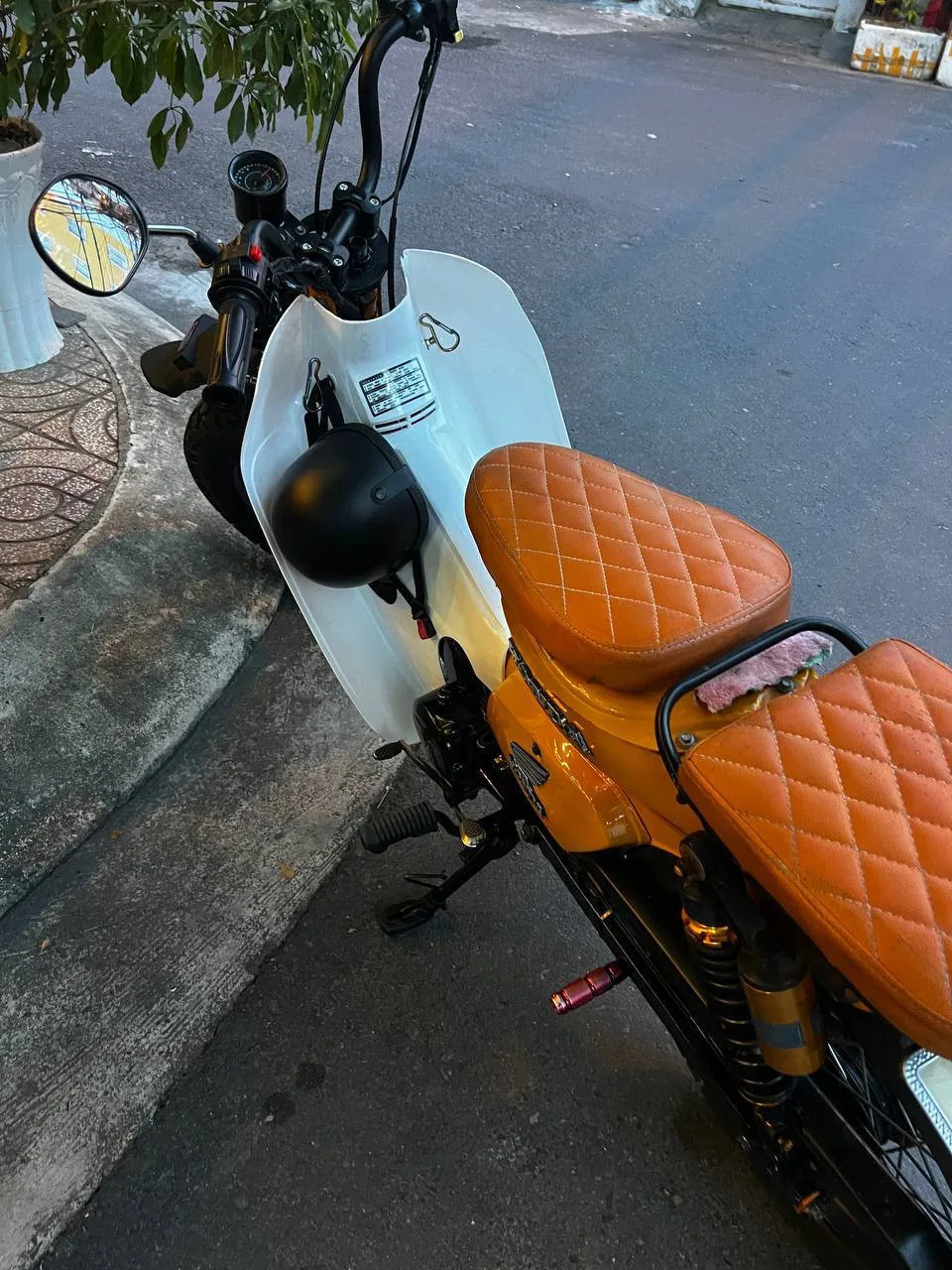 Honda Cub в кастомном стиле