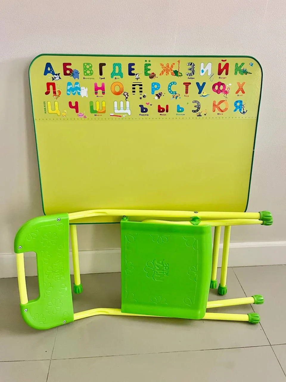 Детский складной комплект: стол и стул Nika Kids