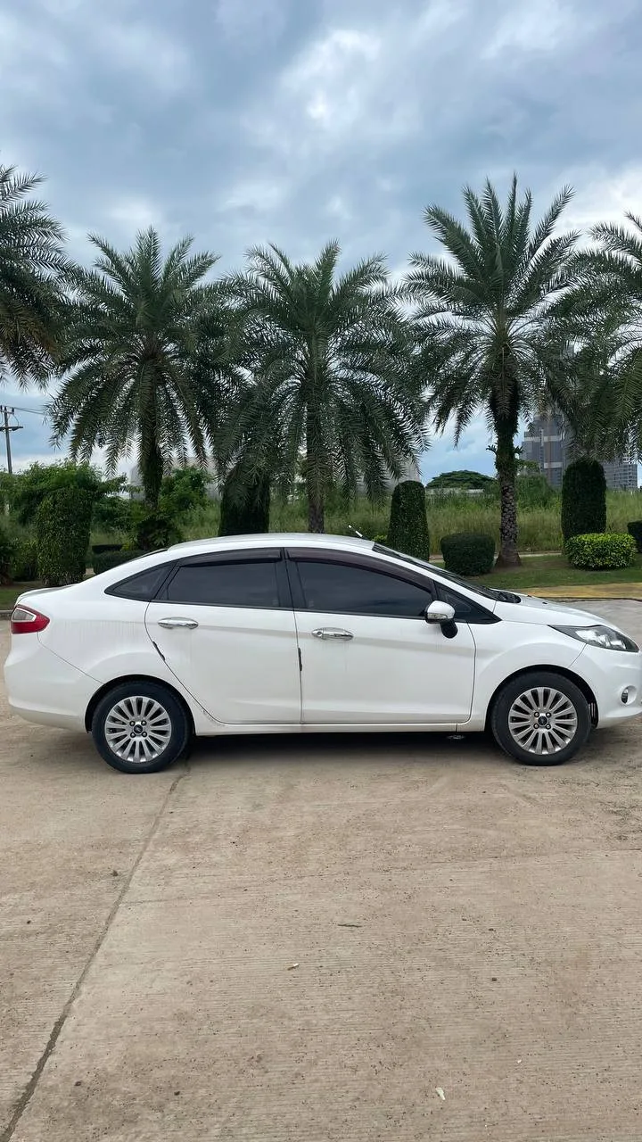 Ford Fiesta, 2013, фото 4