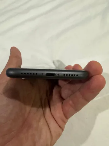 iPhone 11, 128 ГБ, фото 4