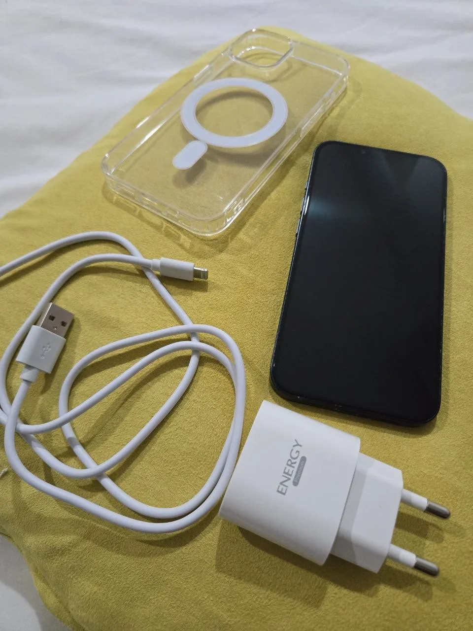 iPhone 13 128GB Midnight