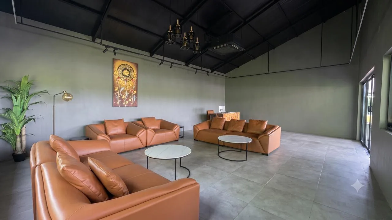 Офис с крытой парковкой, Сурин, ≈225 м²