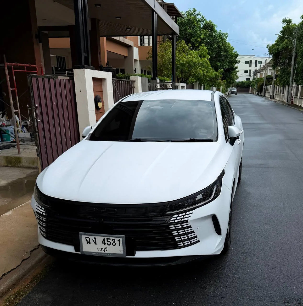 BYD SEAL 5 гибрид, 2025