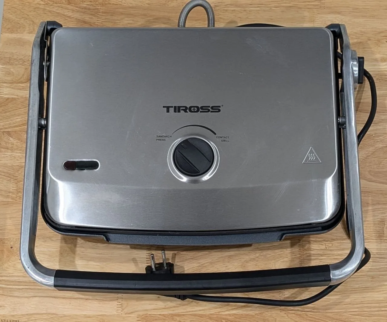 Электрический гриль Tiross TS9663