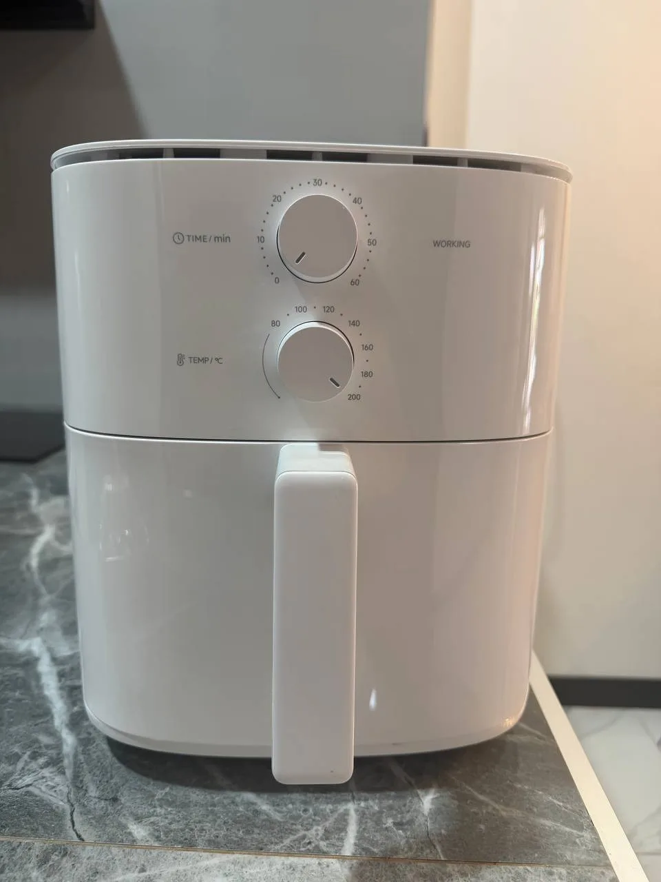 Аэрогриль Xiaomi Air Fryer Essential 6L