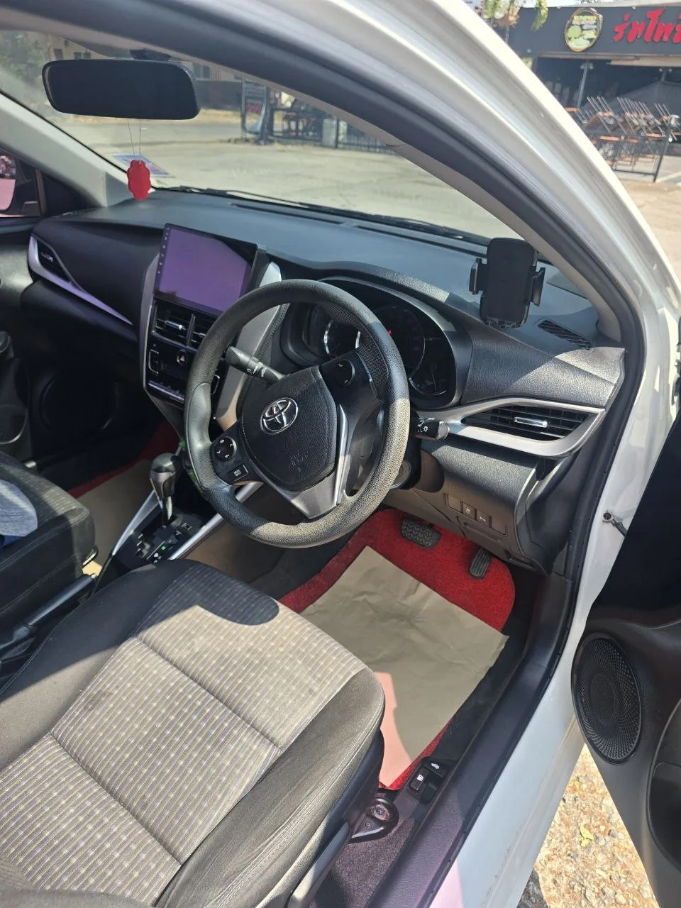 Toyota Yaris Ativ 1.2, 2020, фото 4