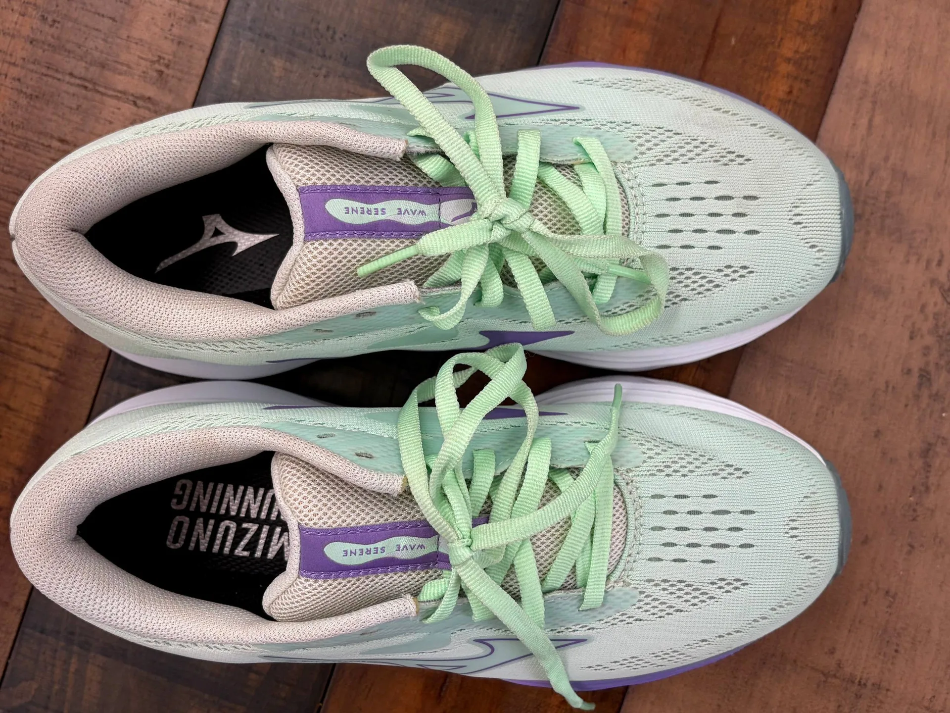 Женские кроссовки Mizuno Enerzy wave serene, 36,5, фото 2