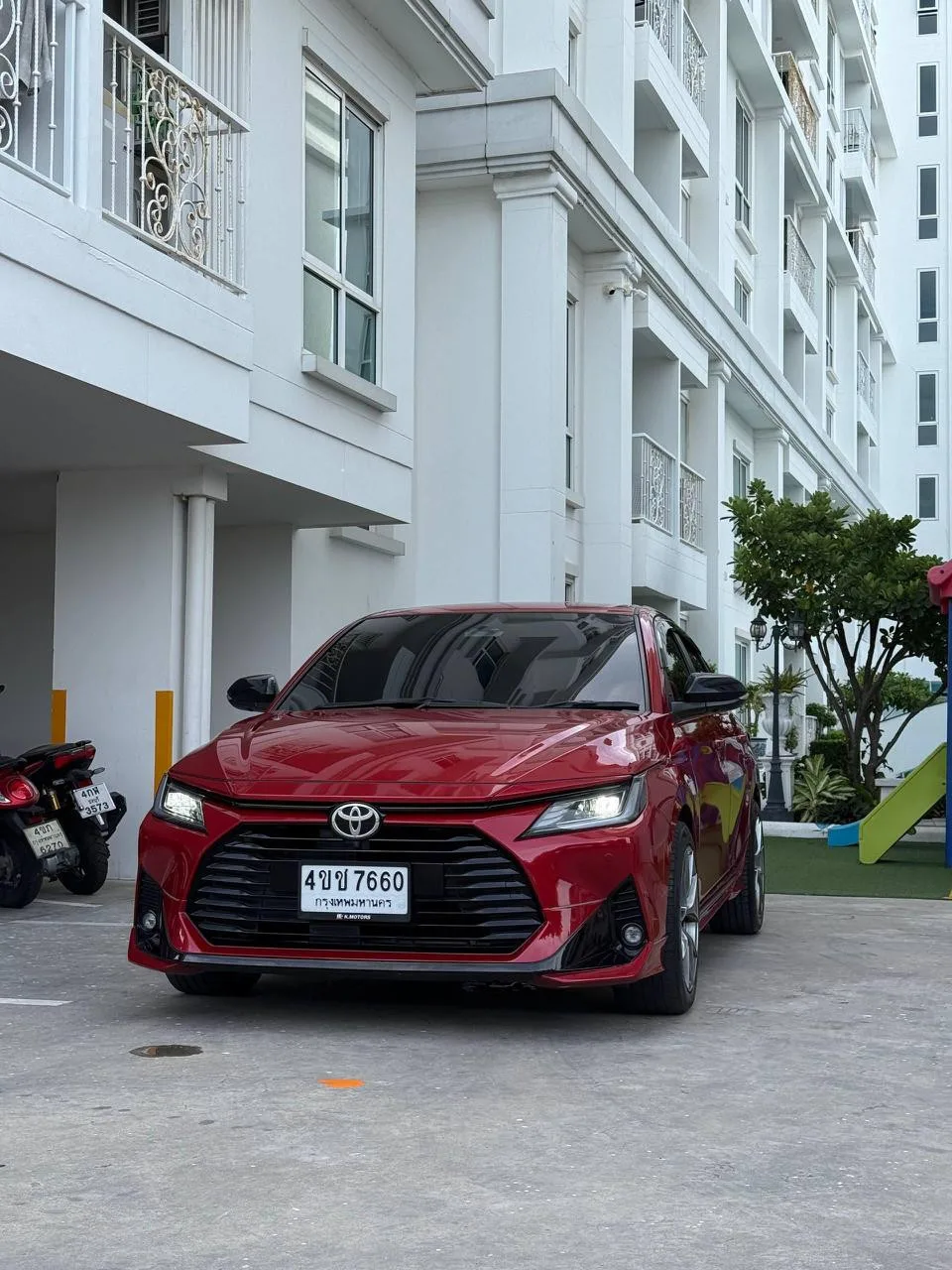 Toyota Yaris Ativ Premium Luxury, фото 3
