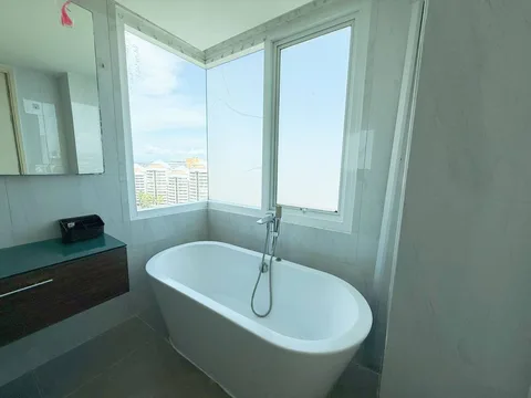 Квартира с 2 спальнями в Grande Caribbean Condo, 92 м², вид на море, фото 10