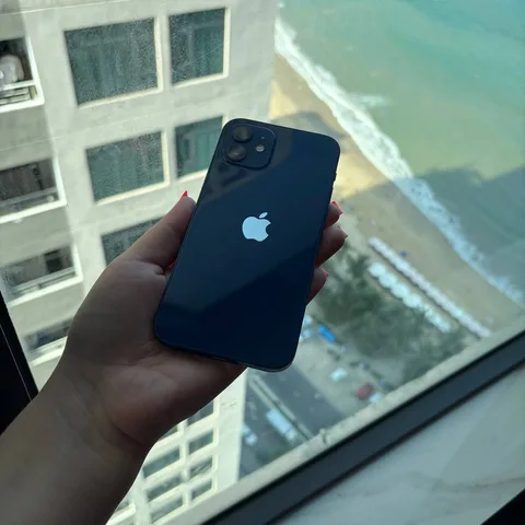 iPhone 13, 128 ГБ, фото 2