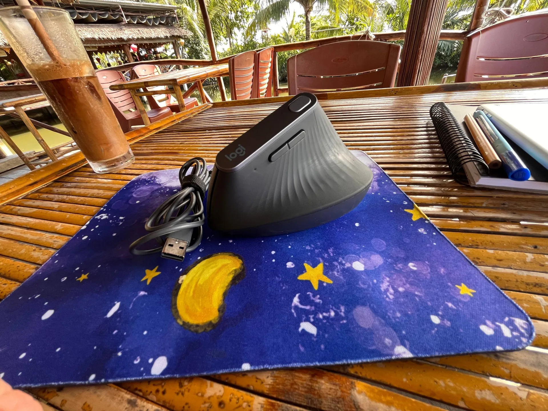 Мышь Logitech MX Vertical Advanced