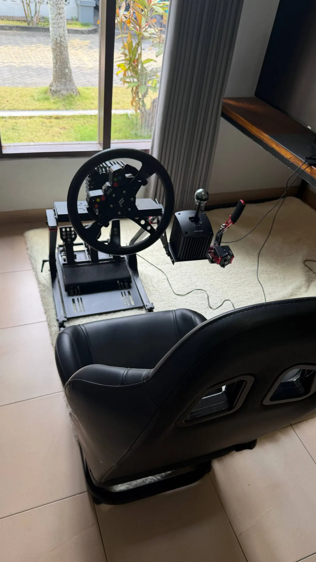 Симрейсинговый риг Fanatec