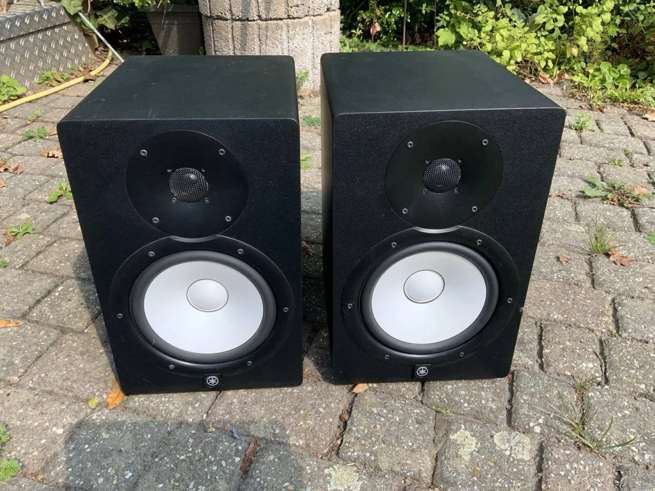 Студийные мониторы Yamaha HS8, пара
