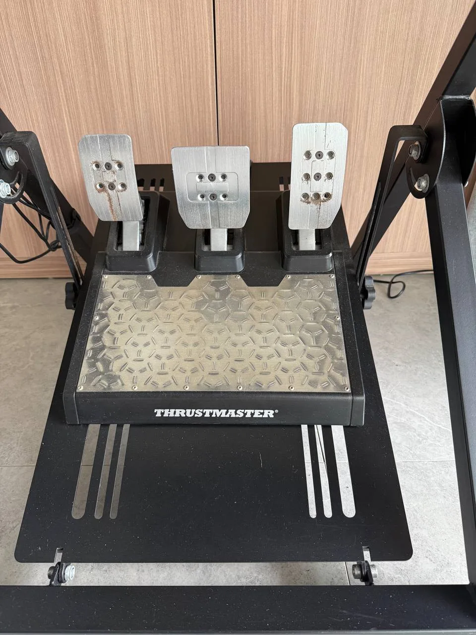 Руль Thrustmaster t300 с педалями T-LCM