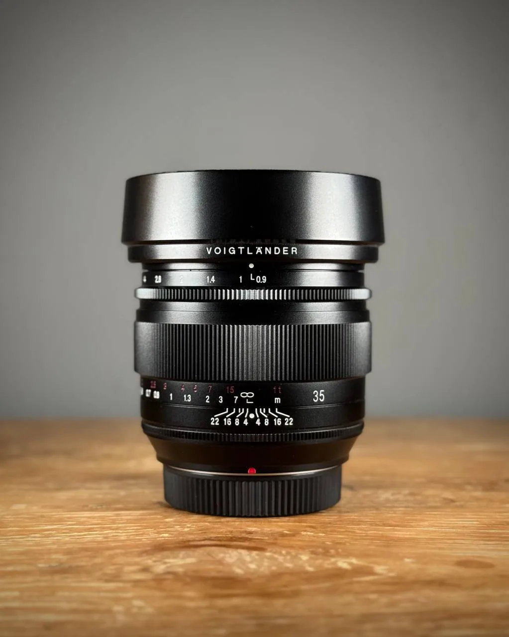 Объектив Voigtlander Nokton 35mm f/0.9 для Fujifilm X-Mount, фото 3
