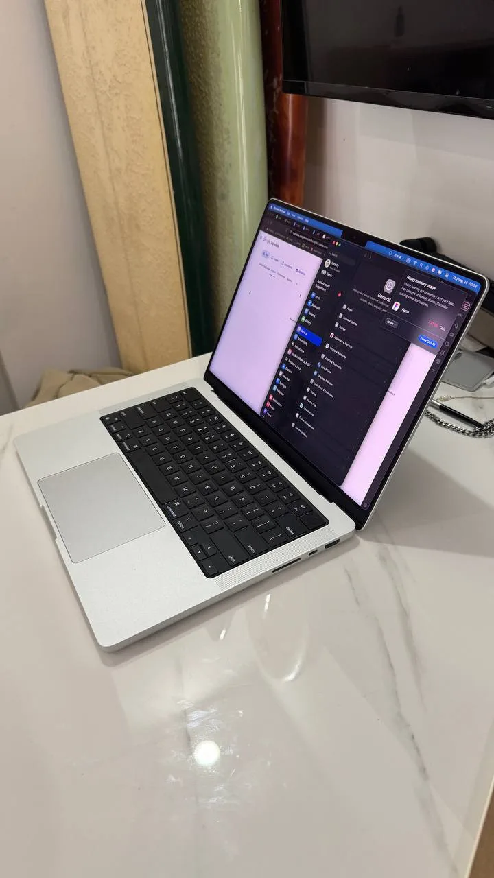 MacBook Pro 14” M4, 24g RAM, 512g, фото 2