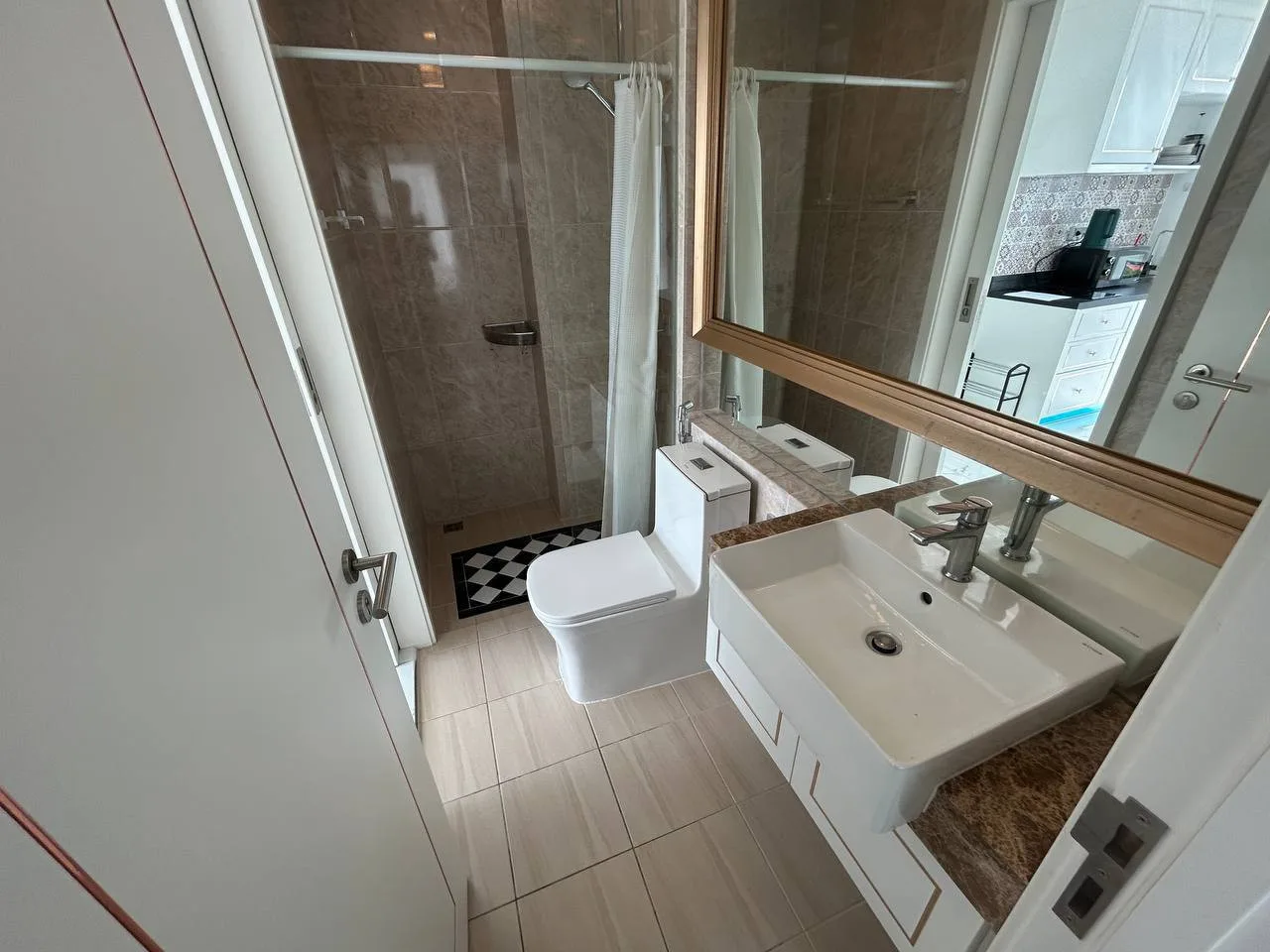 1-bedroom 32 м² в Empire Tower, Джомтьен, фото 9