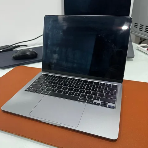 MacBook Air M2 8/256, Space Gray, 13”, фото 2