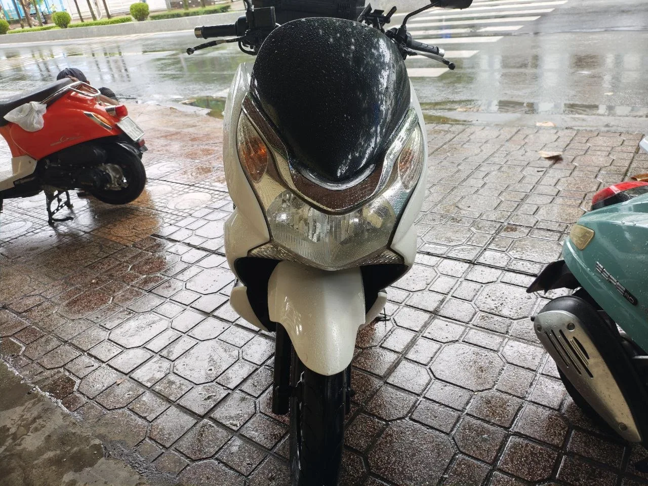 Honda PCX 125 кубов, 2012, фото 2
