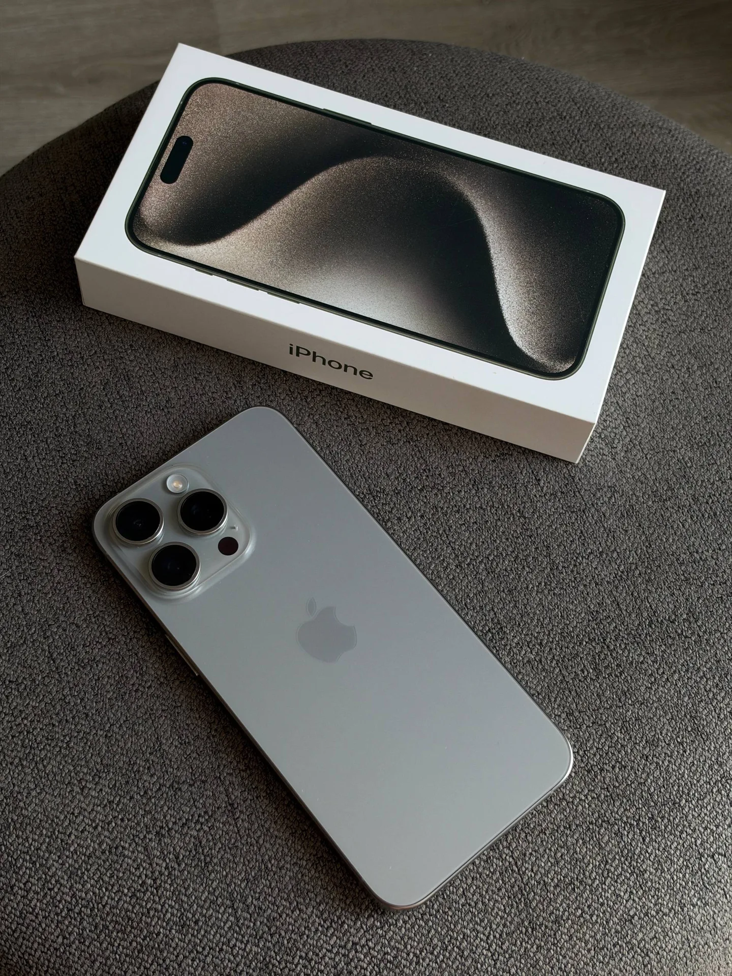 iPhone 15 Pro Max, Natural Titanium, 256 ГБ