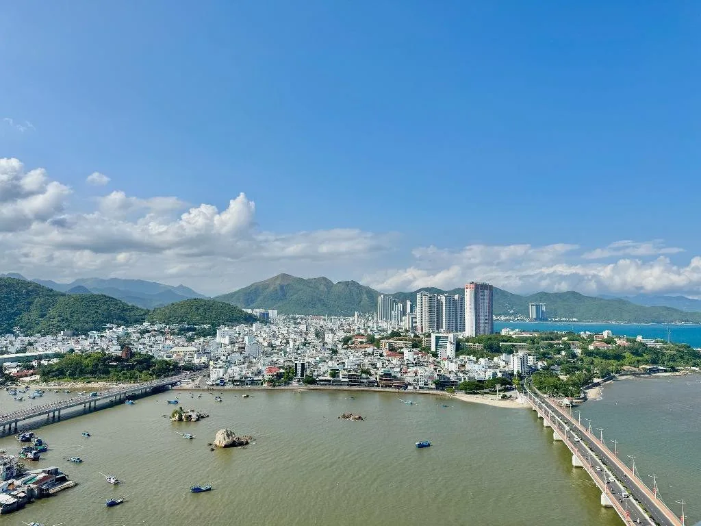 Квартира с 2 спальнями, 68 м², в Mường Thành 04