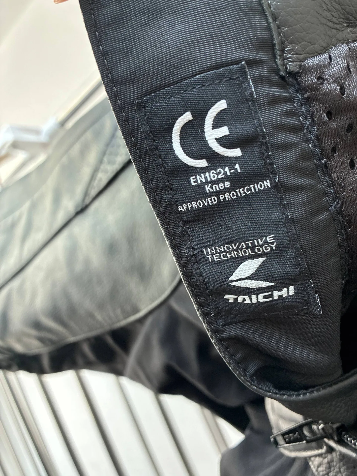 Кожаные мотоштаны Taichi Motorsport, XXL, фото 4