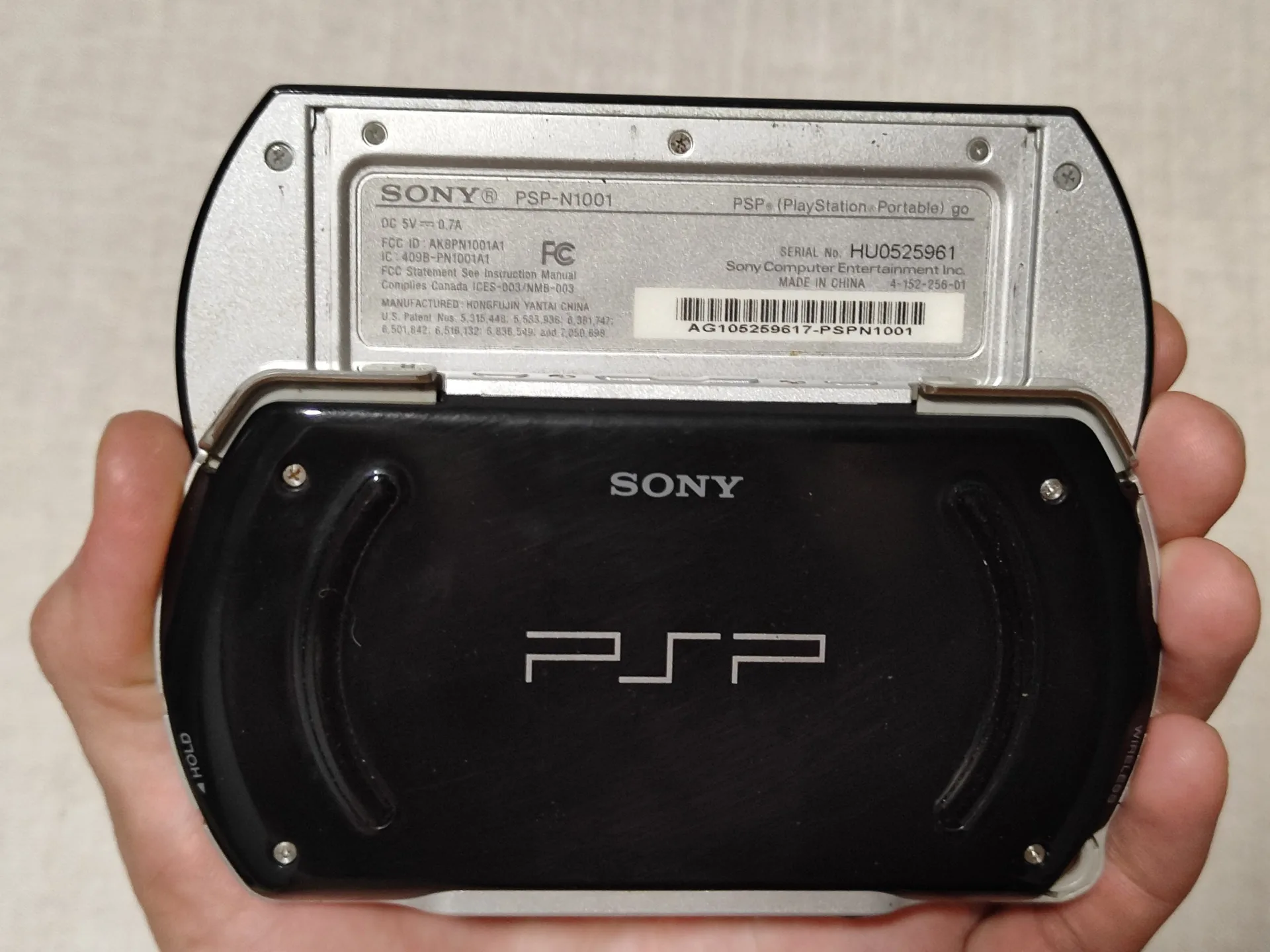Консоль PSP GO, взломанная, исправна, фото 3