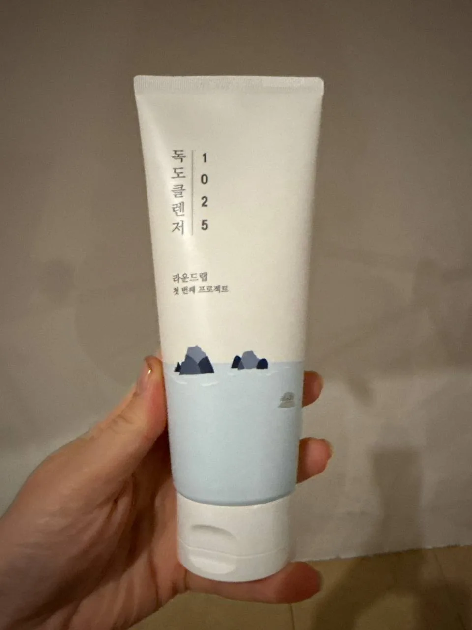 Умывалка-крем RoundLab Cleanser, 200ml, новая