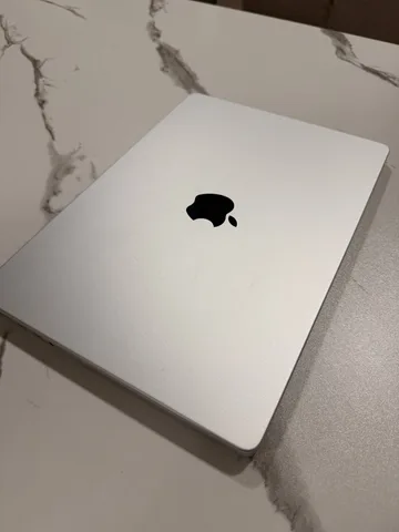 MacBook Pro m3 14 inch, 512 gb, фото 5