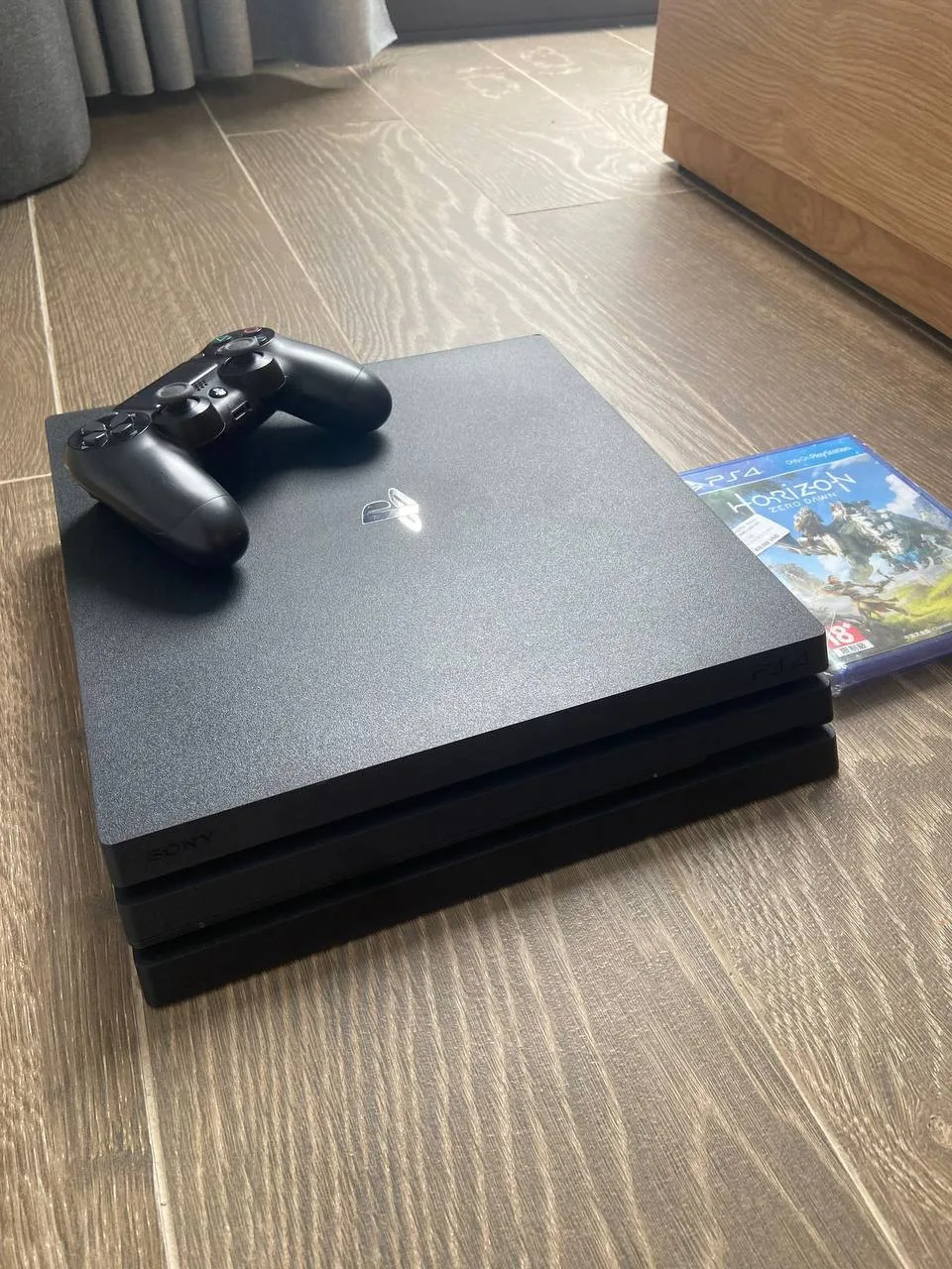Sony PlayStation 4 Pro 1TB