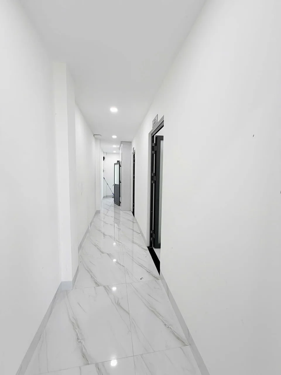 Квартира 70 м² с 2 спальнями и балконом, ACC Vĩnh Hòa, фото 9