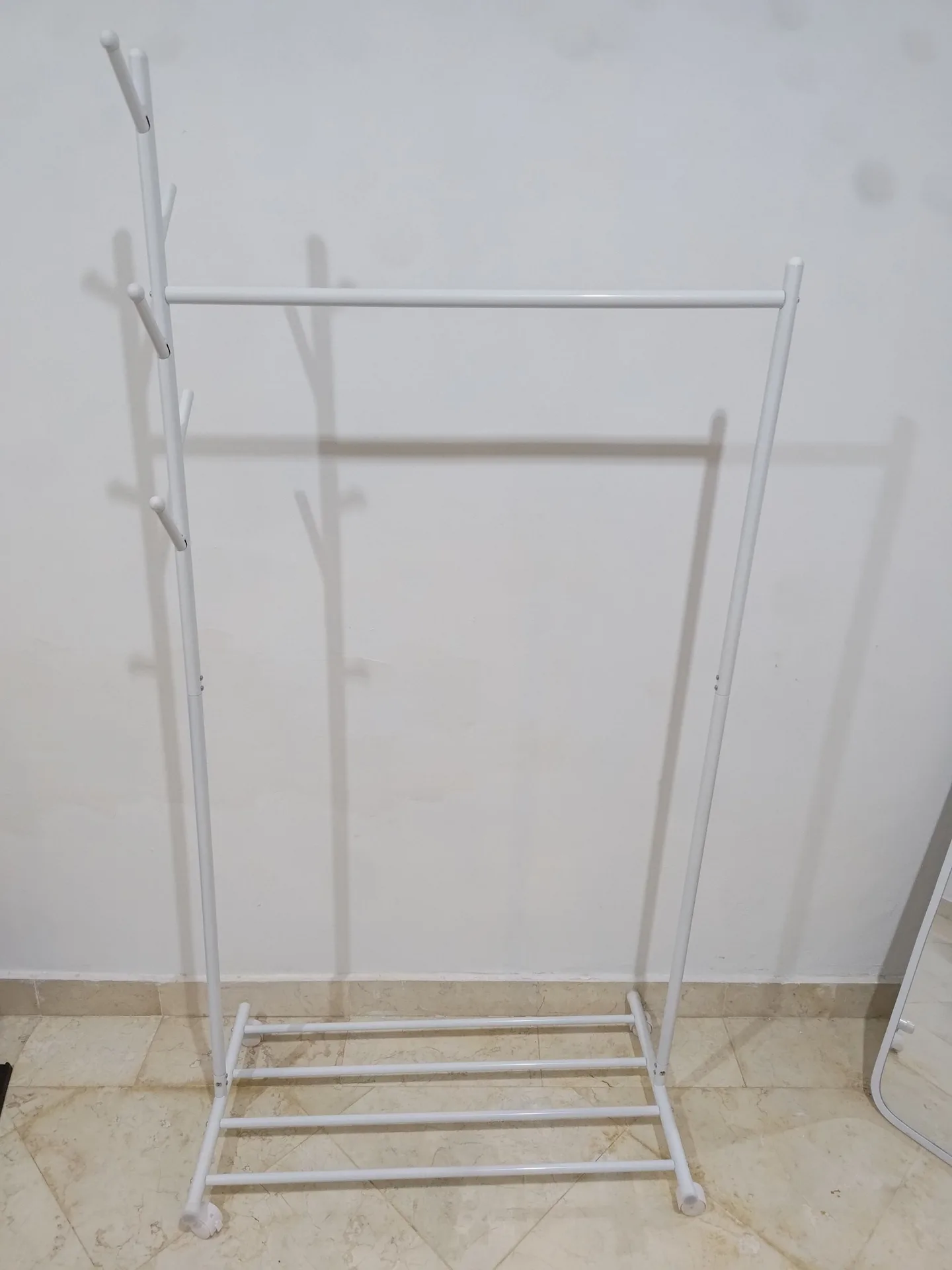 Рейл-вешалка на колёсиках, 172х85х45 см
