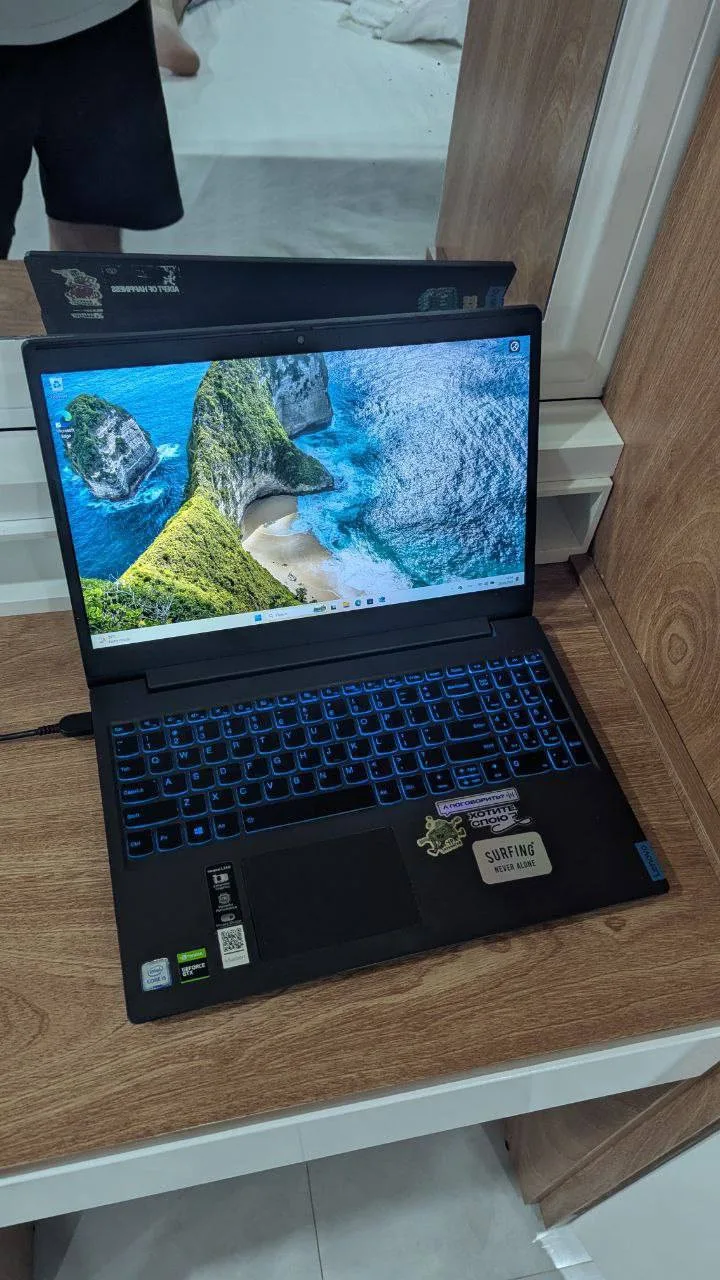 Игровой ноутбук Lenovo, i5 / GTX 1650 / 16 GB / SSD 512 GB