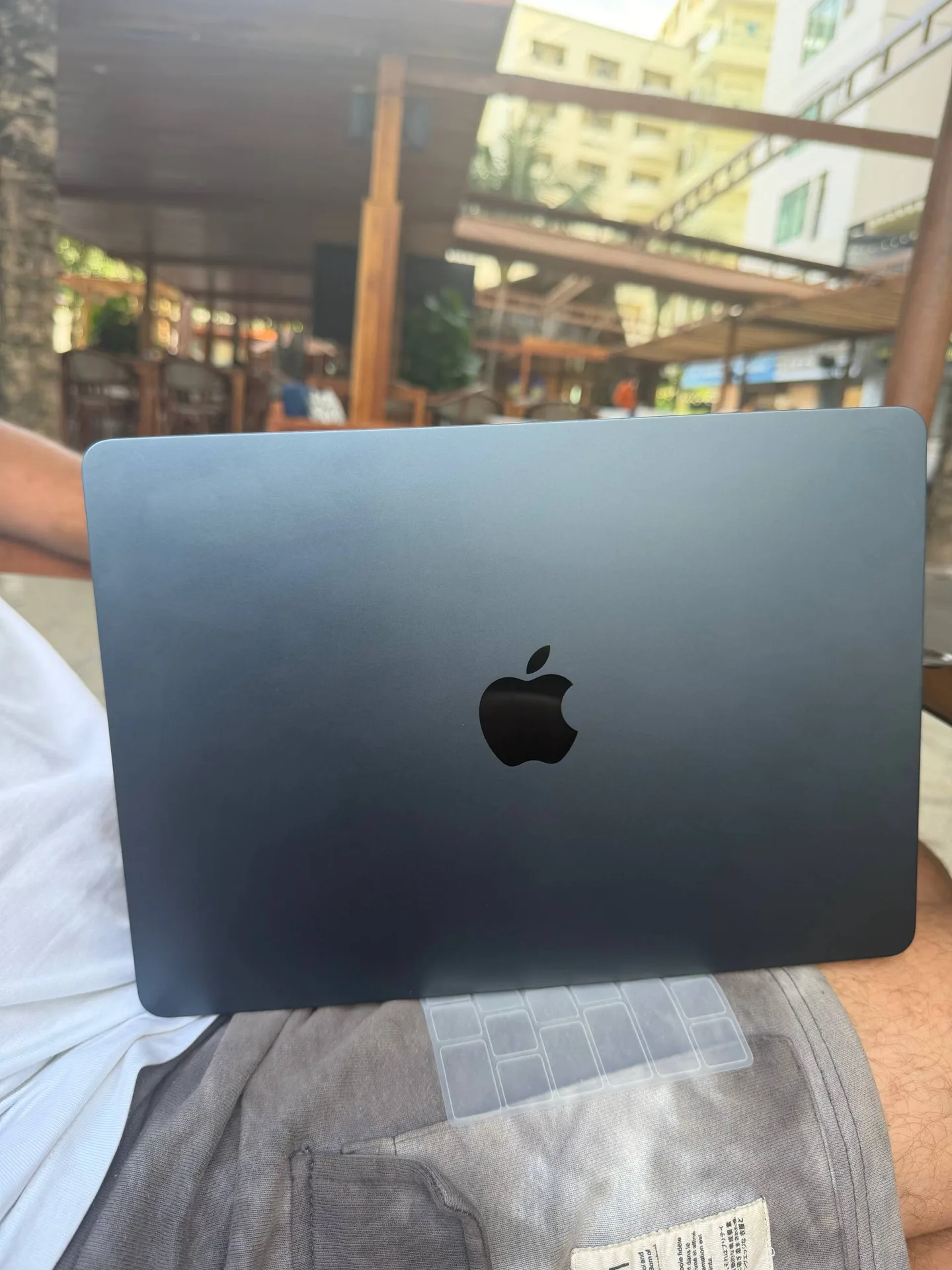 MacBook Air 13m2 16 256