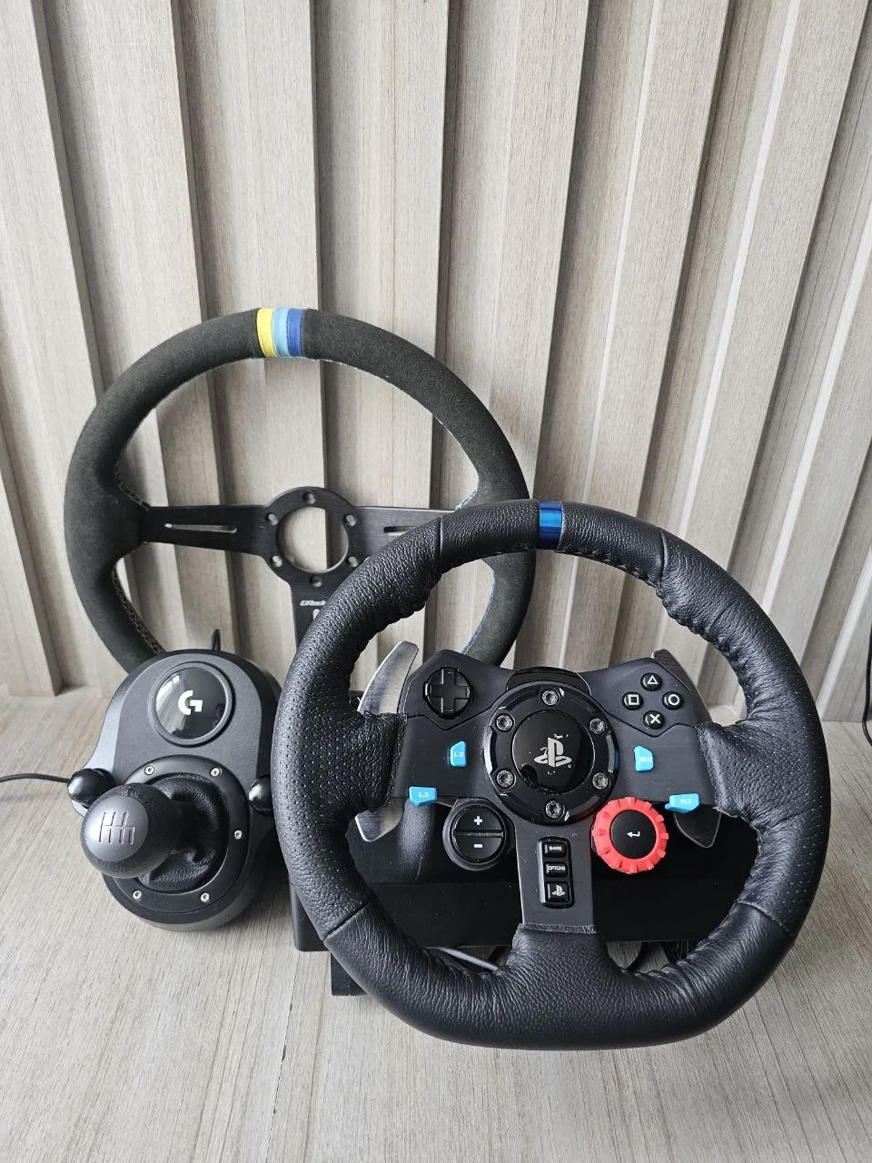 Руль Logitech G29 с педалями и коробкой передач